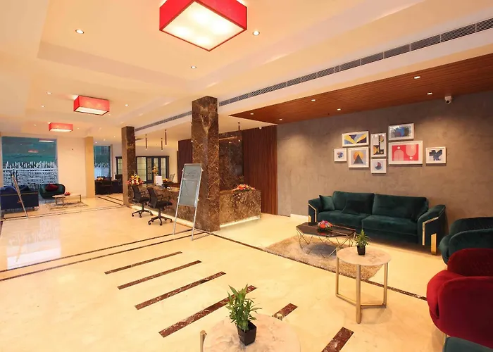 Ettumanoor Hotels