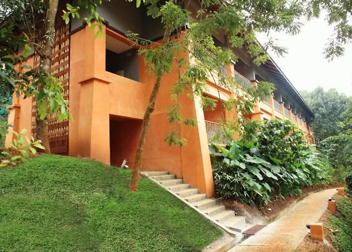Kumily Hotels
