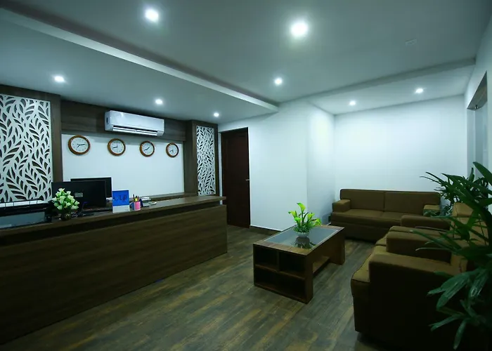 Athirappilly Hotels