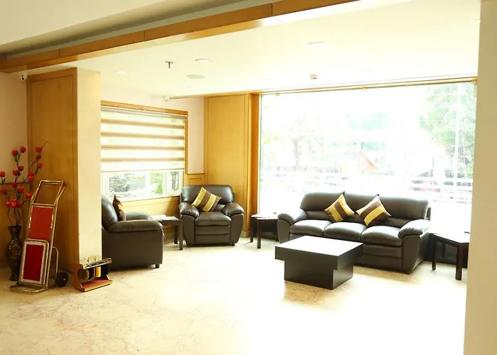 Kochi 4 Star Hotels